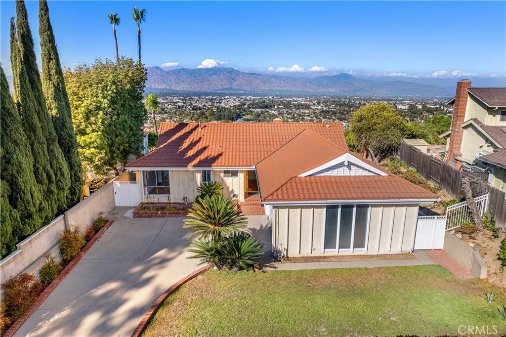 Photo of Listing #OC25229015