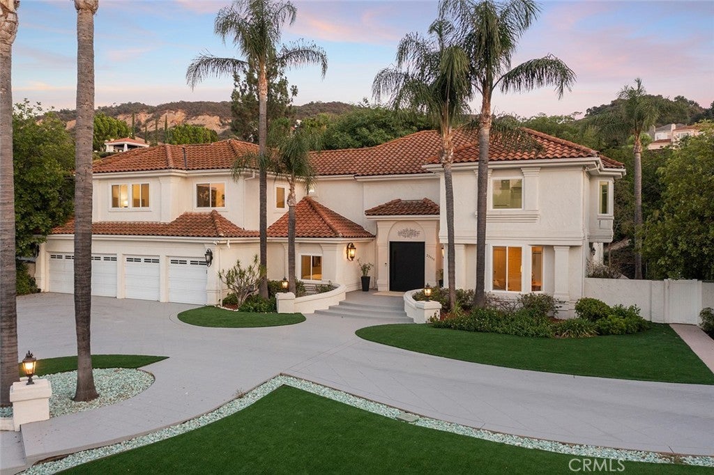 Photo of Listing #SR25229294