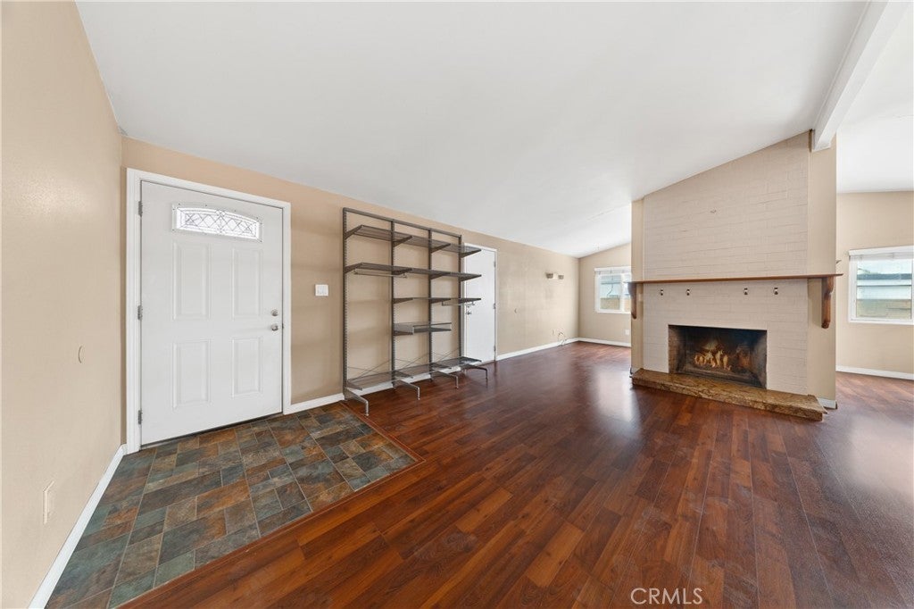 Photo of Listing #SW25229203