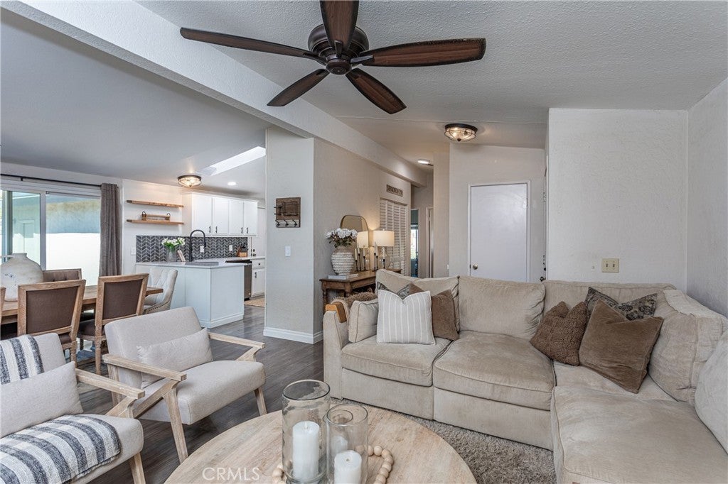 Photo of Listing #BB25214599