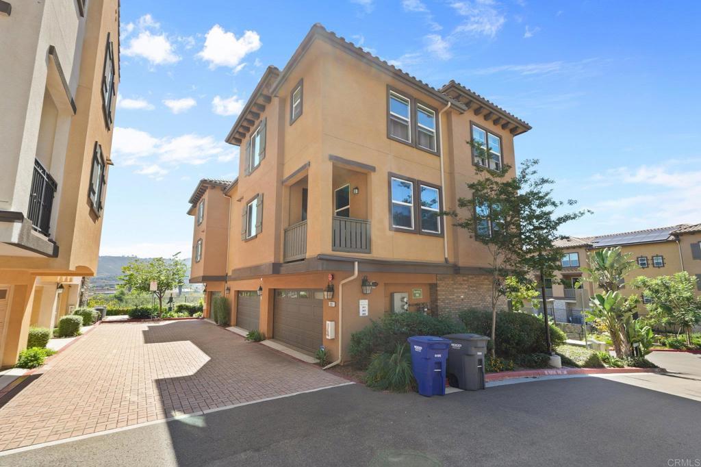 Photo of Listing #PTP2507466