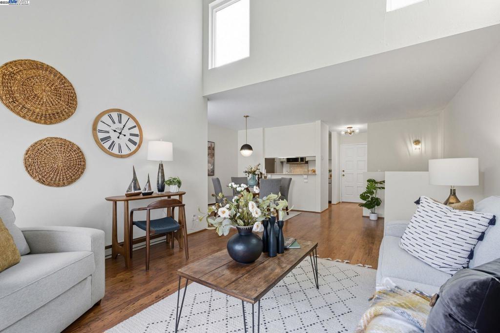 Photo of Listing #41113336