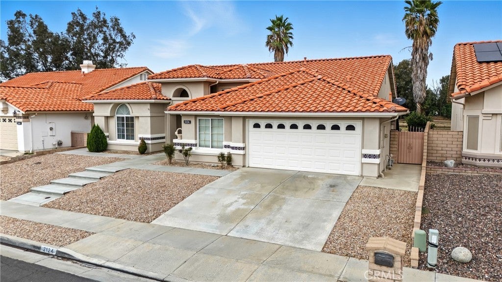 Photo of Listing #DW25229752