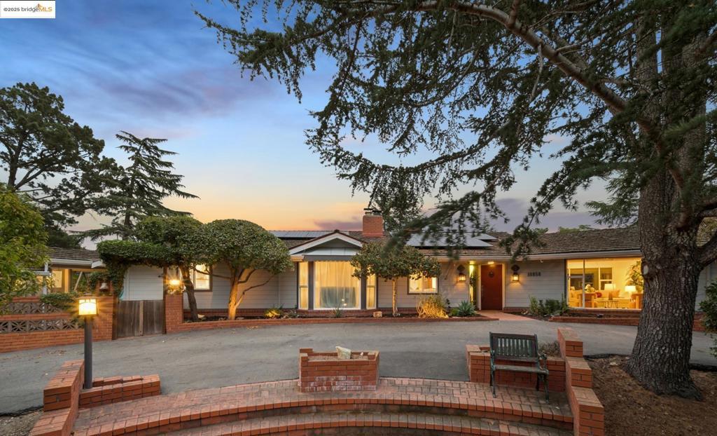 Photo of Listing #41113349