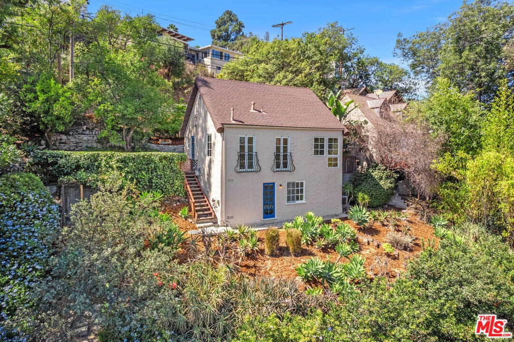 Photo of Listing #25597969