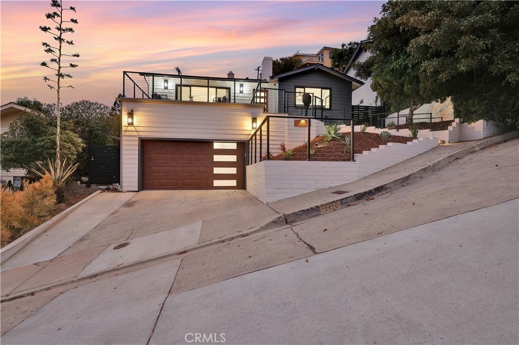 Photo of Listing #CV25228576