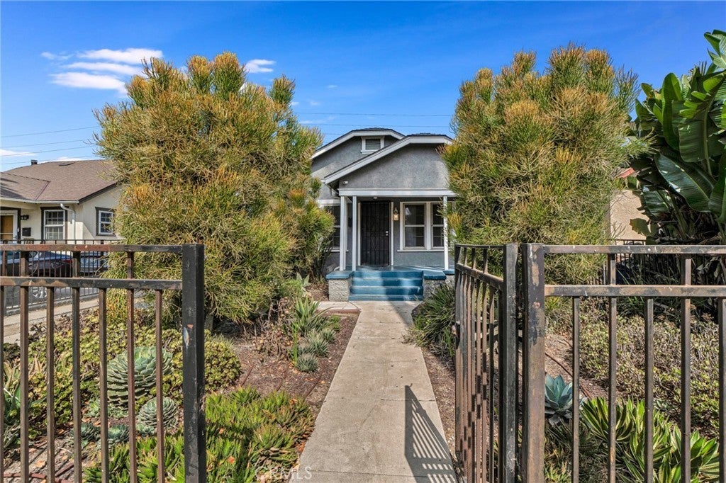 Photo of Listing #SR25230159