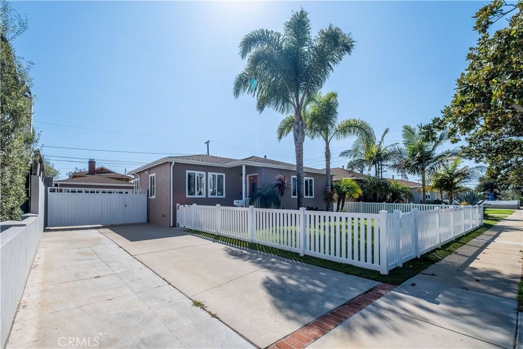 Photo of Listing #SB25229941