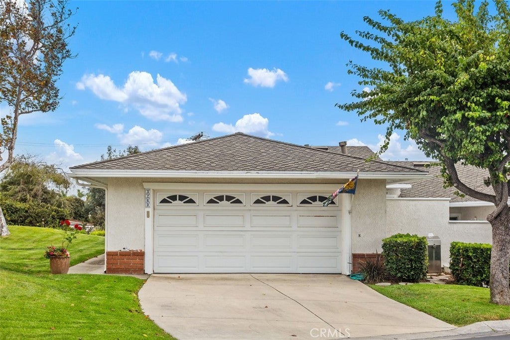 Photo of Listing #OC25227933