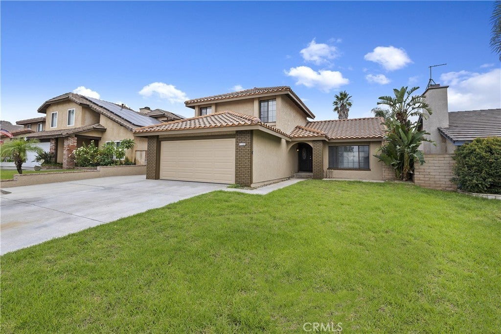 Photo of Listing #IV25221154