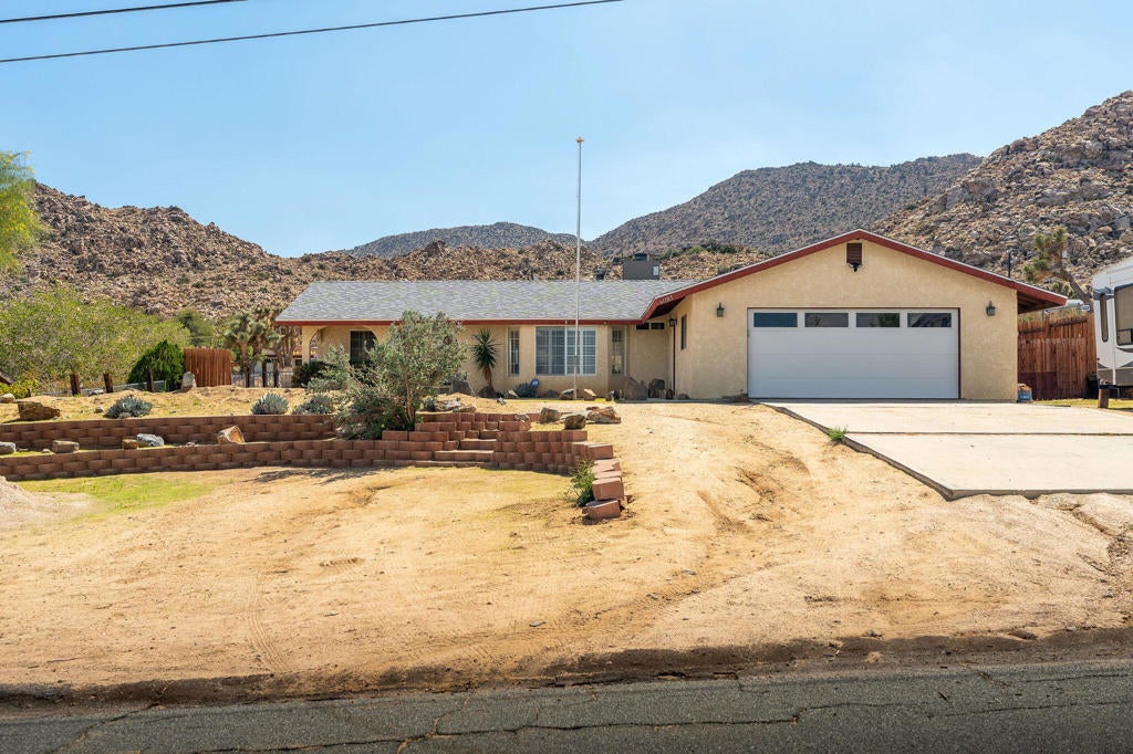 Photo of Listing #219136208DA