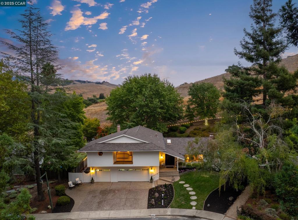 Photo of Listing #41113455