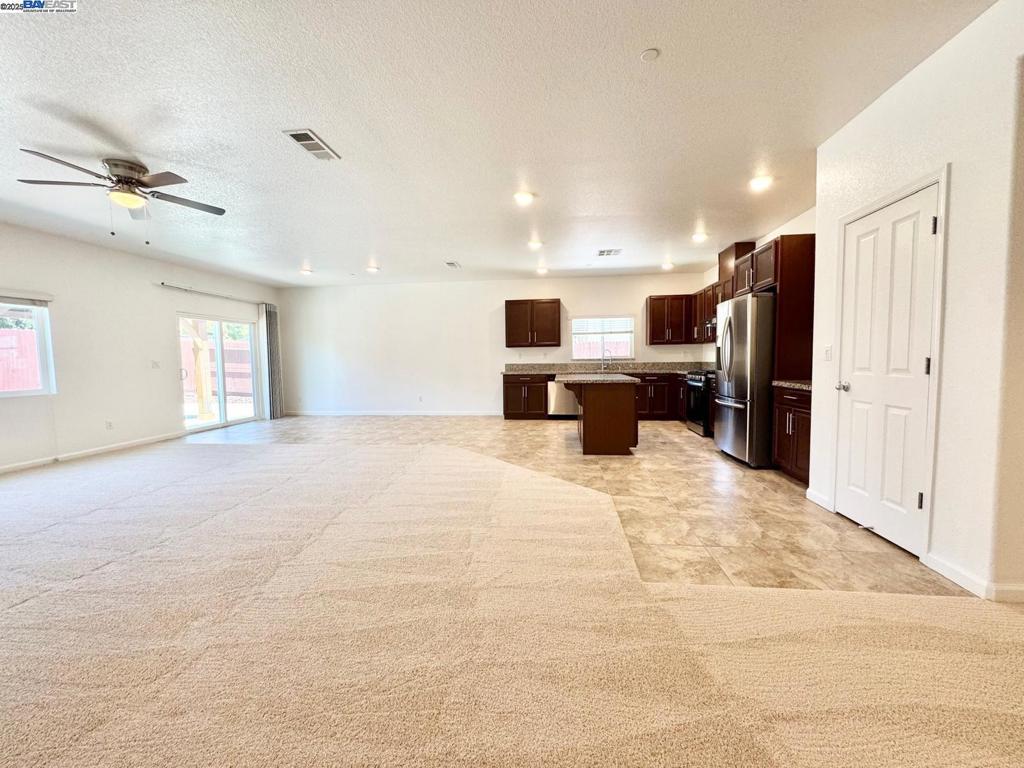 Photo of Listing #41113465