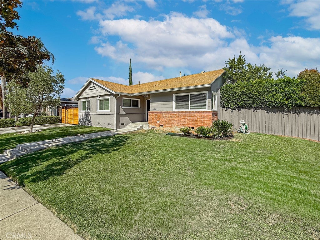 Photo of Listing #SR25229788