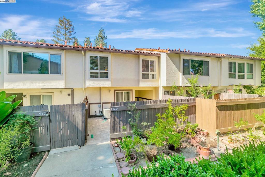 Photo of Listing #41113492