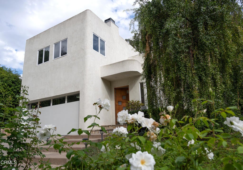 Photo of Listing #V1-32662