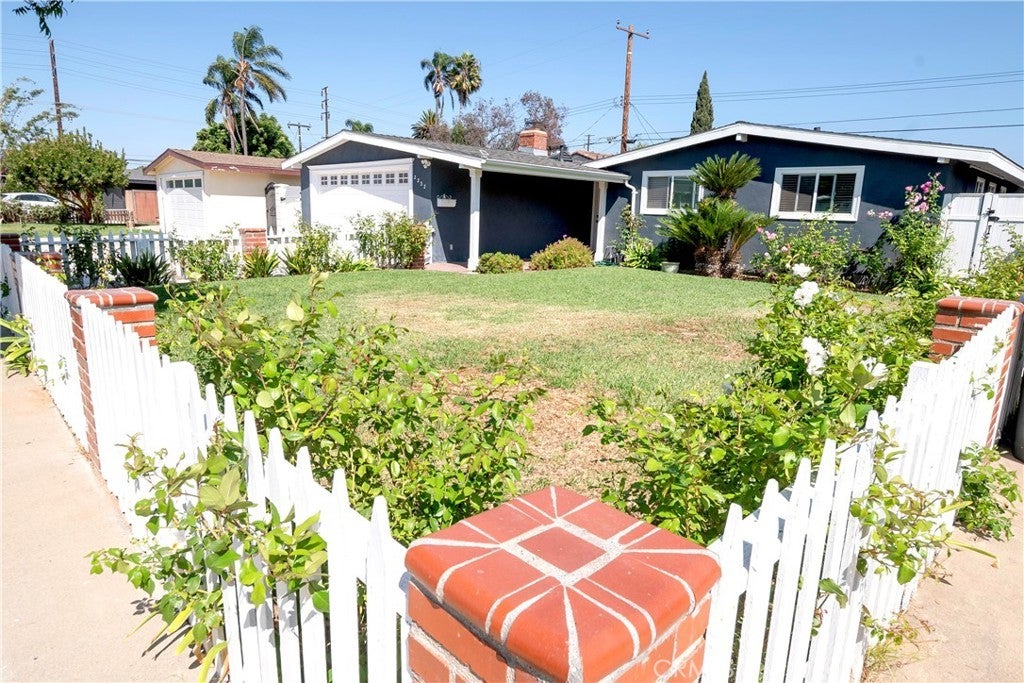 Photo of Listing #OC25230826