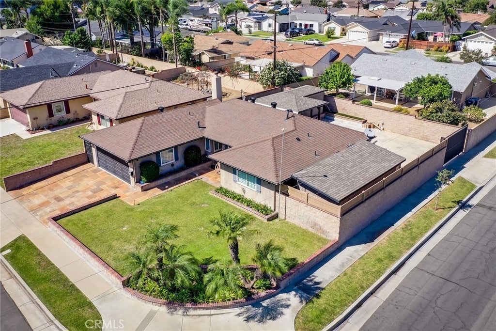 Photo of Listing #OC25229466