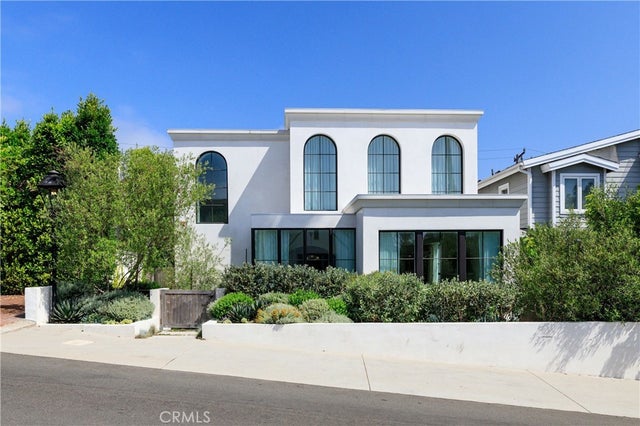 515 Marine Avenue, Manhattan Beach.