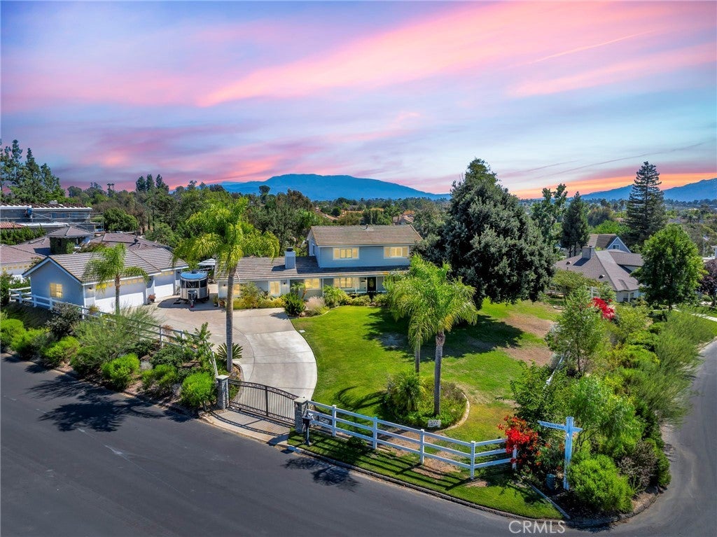 Photo of Listing #SW25231269