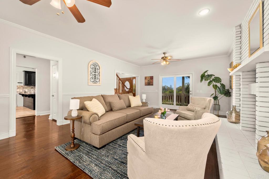 Photo of Listing #PTP2507542