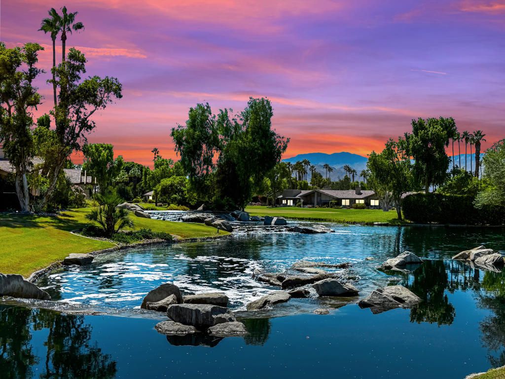 233 Wild Horse Drive, Palm Desert