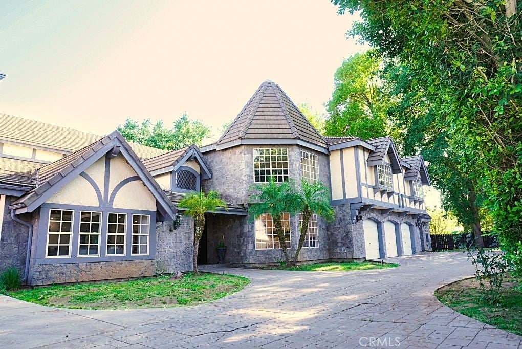 Photo of Listing #SR25231970