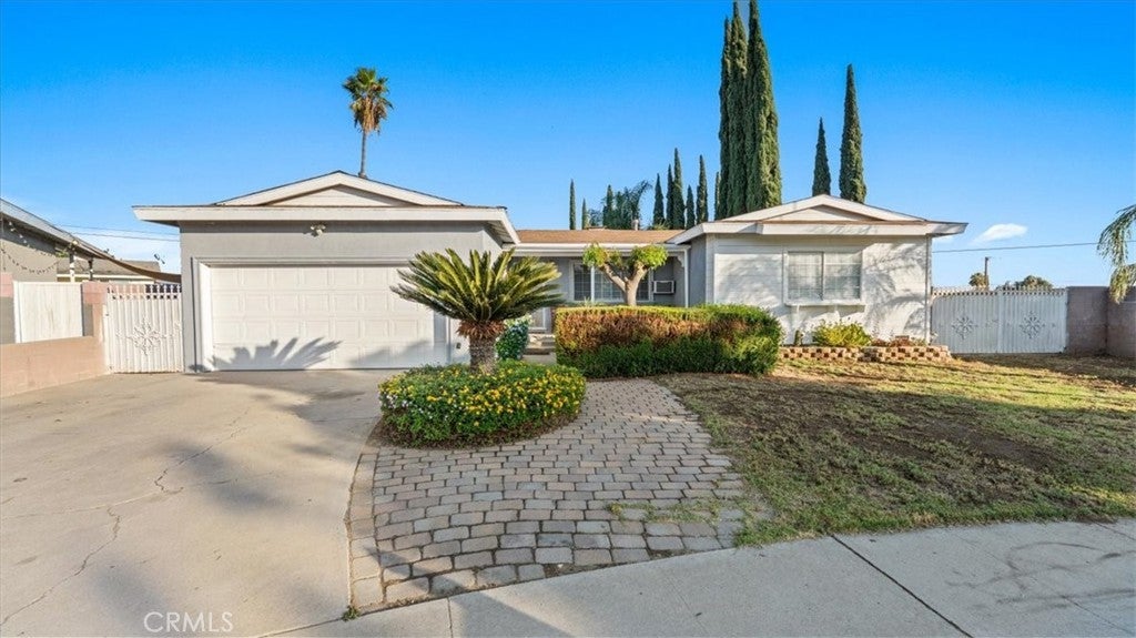 Photo of Listing #IV25231983