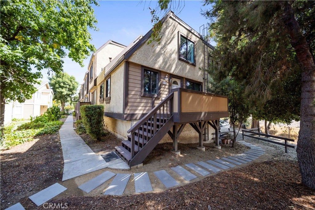 Photo of Listing #SR25232433