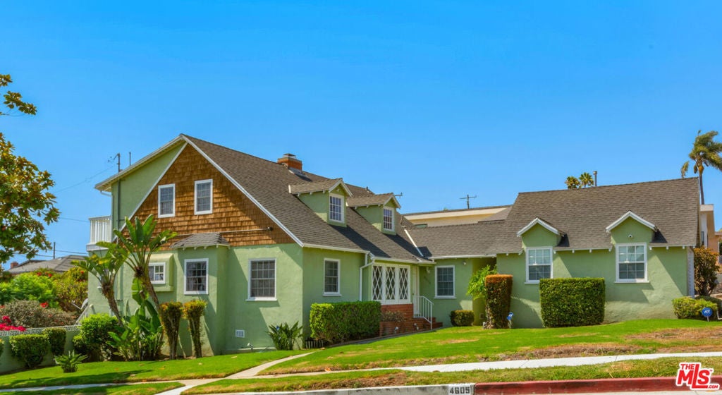 Photo of Listing #25597553