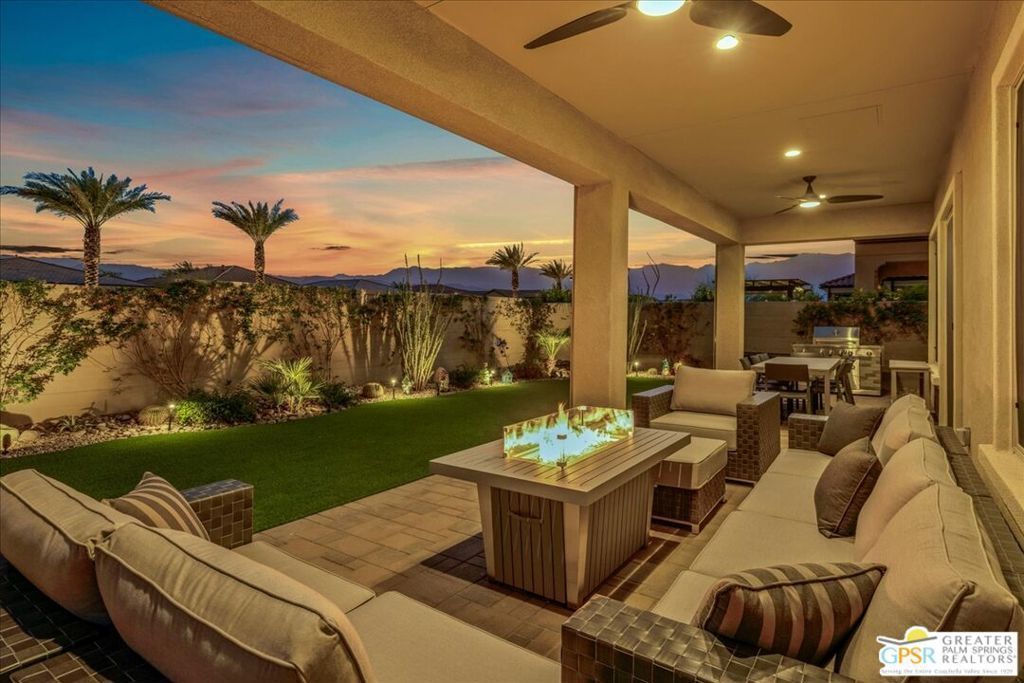 102 Zinfandel, Rancho Mirage