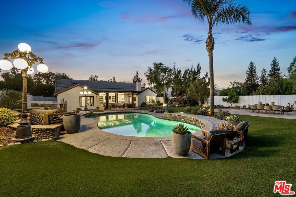 Photo of Listing #25601385