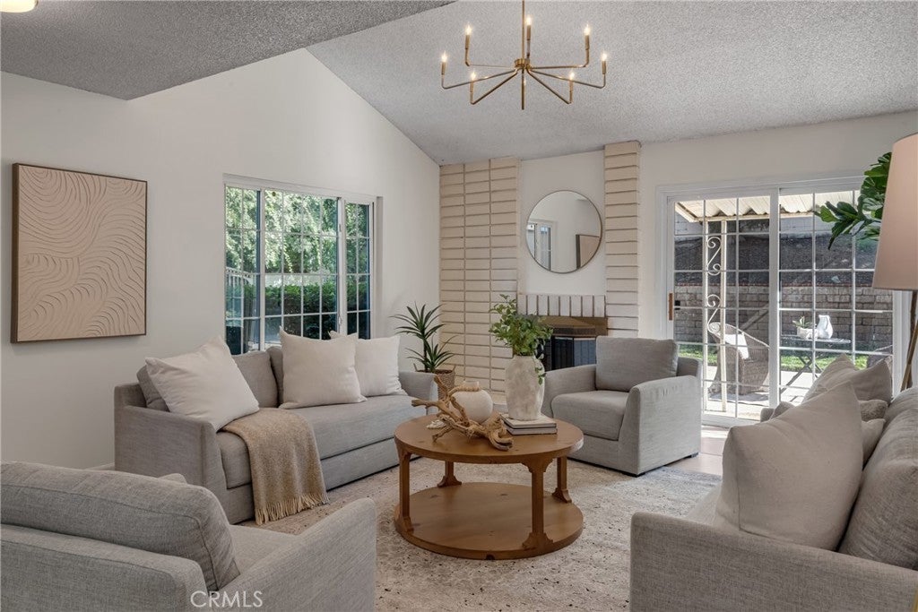 Photo of Listing #OC25232119