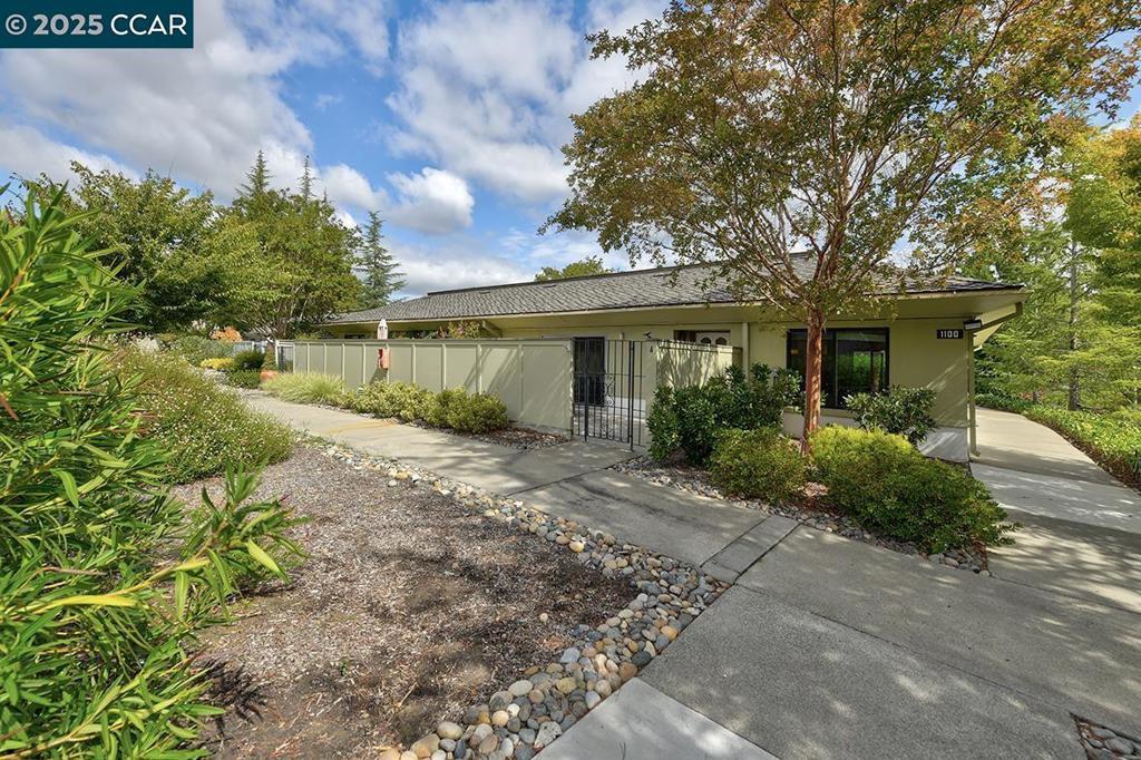 Photo of Listing #41113791