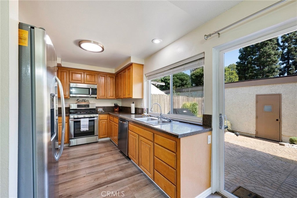 Photo of Listing #PW25231466