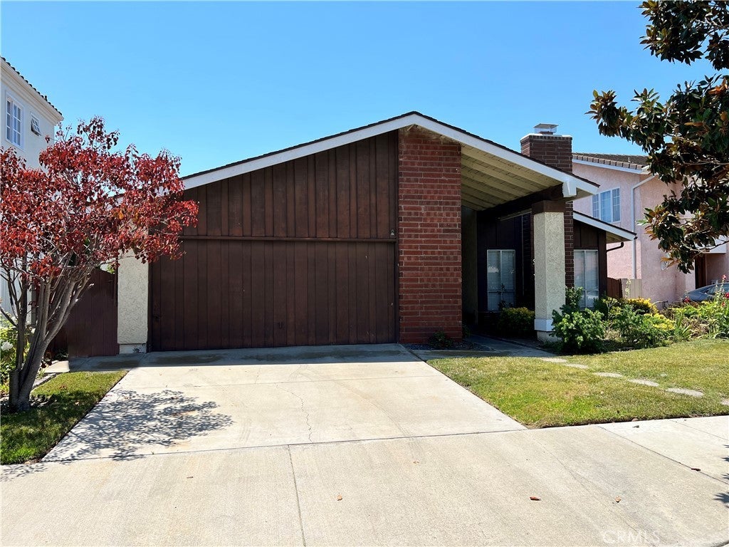 Photo of Listing #NP25232407