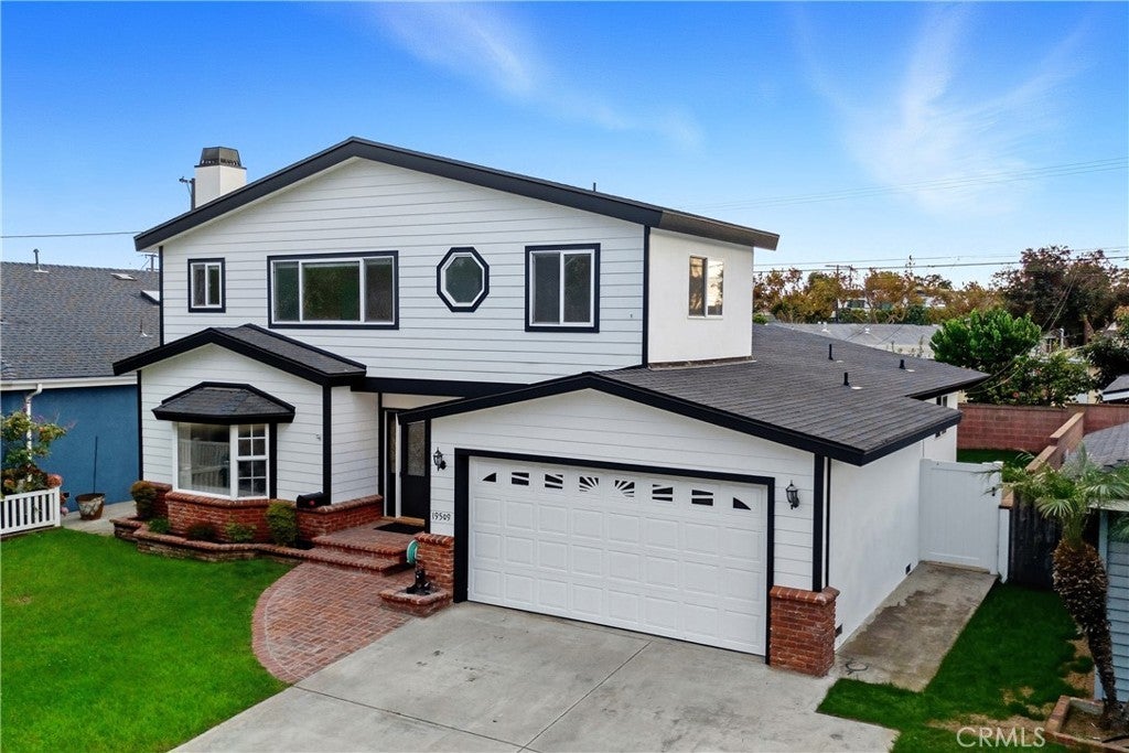 Photo of Listing #SB25203730