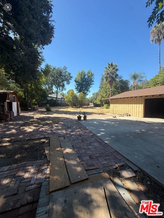 Photo of Listing #25599853