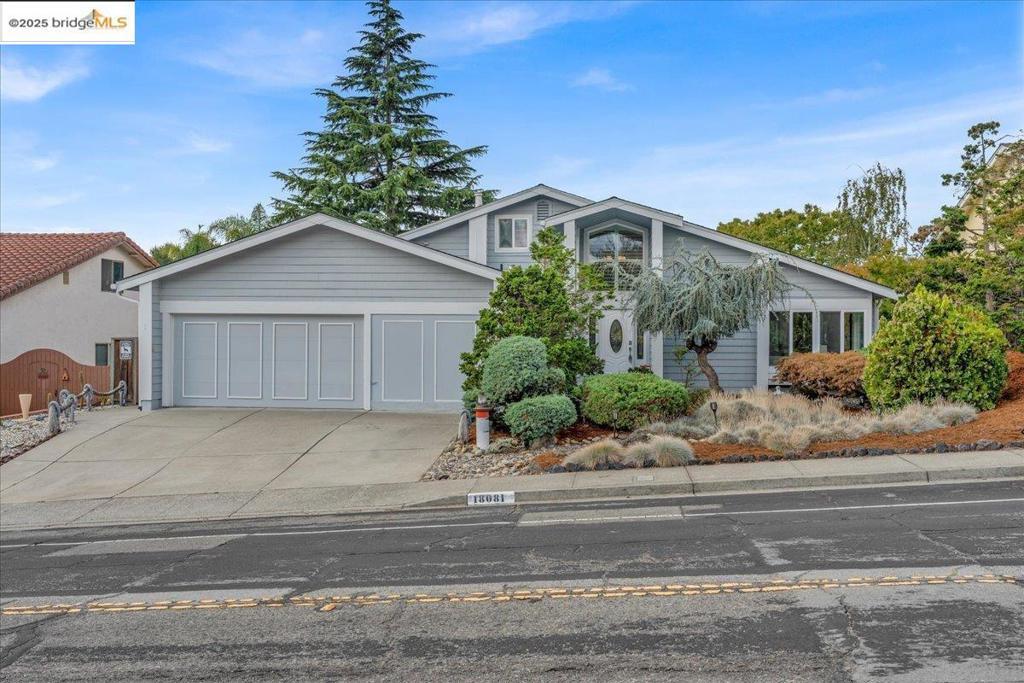 Photo of Listing #41113856