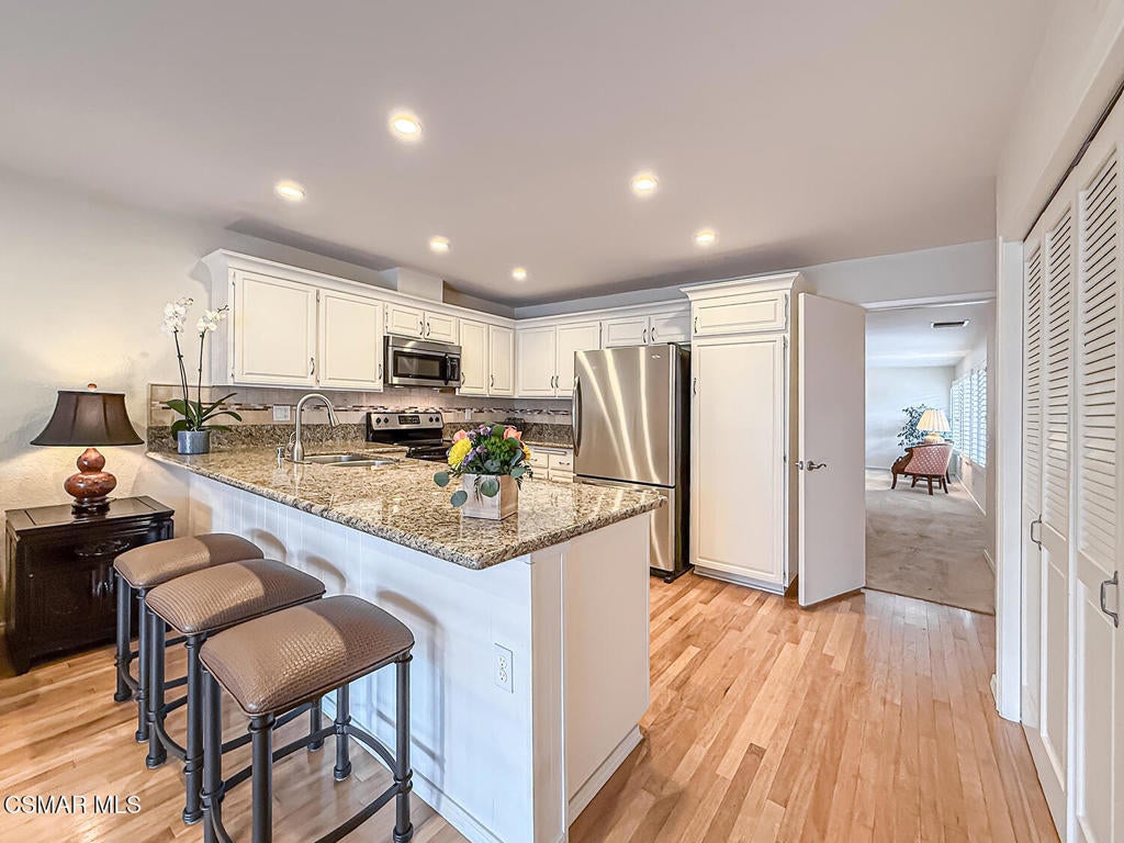 Photo of Listing #225005039