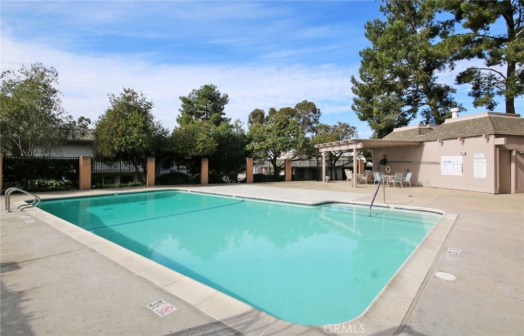 Photo of Listing #IG25233216