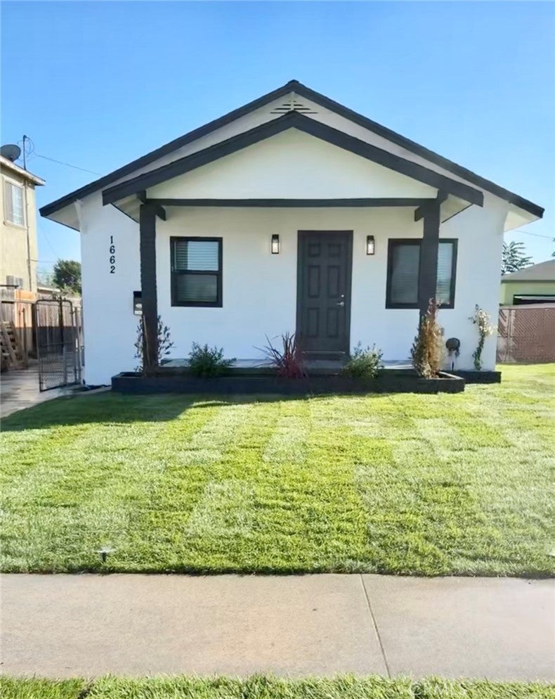 Photo of Listing #SB25233497