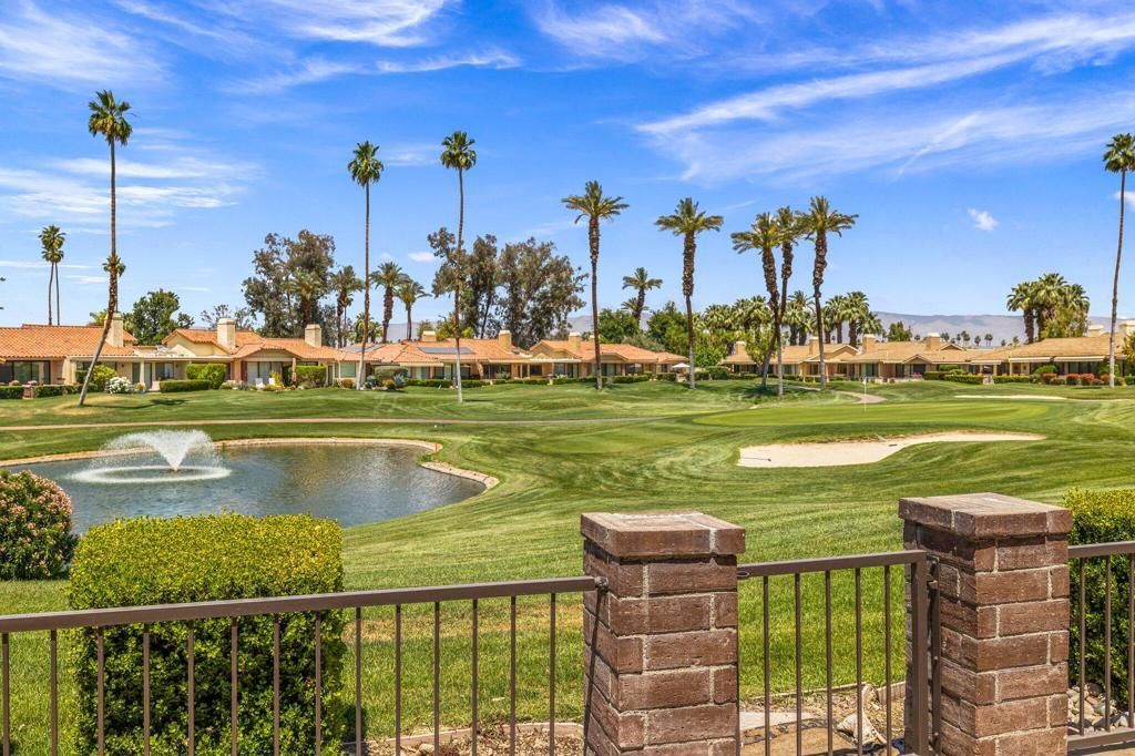 312 Castellana S, Palm Desert