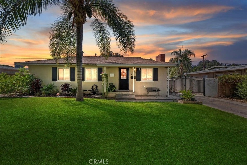 Photo of Listing #IV25233718