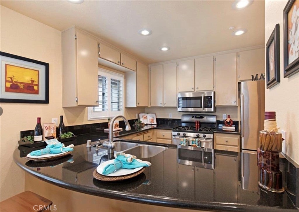 Photo of Listing #SW25233122