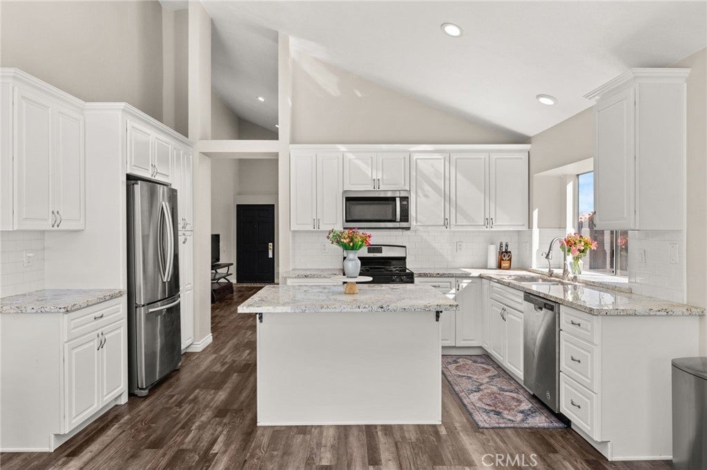 Photo of Listing #SW25233845