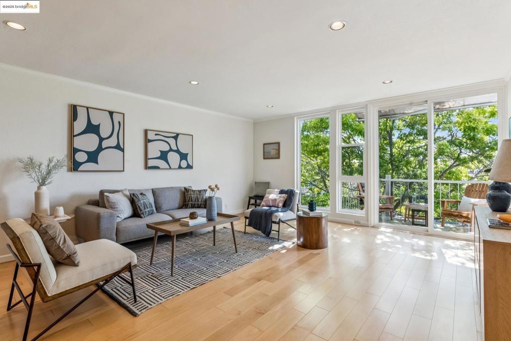 Photo of Listing #41113982