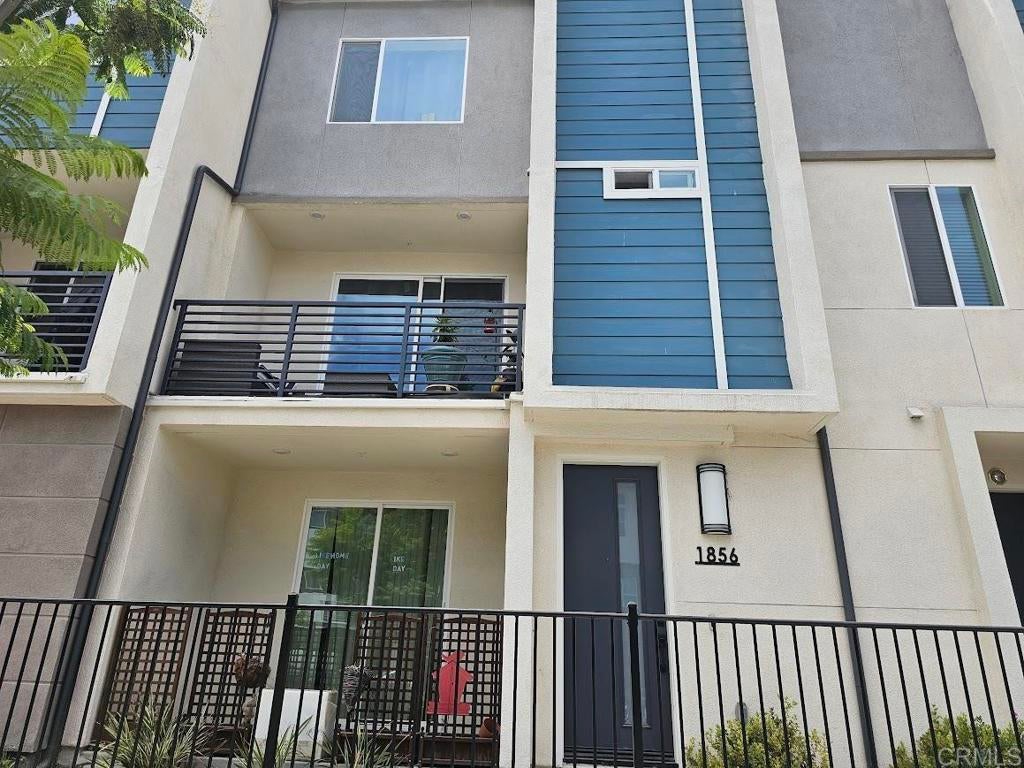 Photo of Listing #PTP2507642