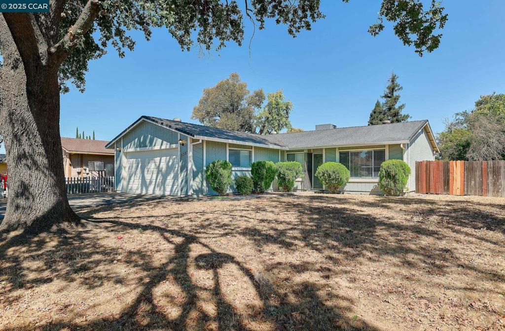 Photo of Listing #41114059