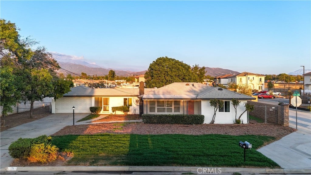 Photo of Listing #CV25232677